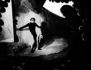 El Teatro Expresionista Alemán: Una Mirada Crítica a la Sociedad