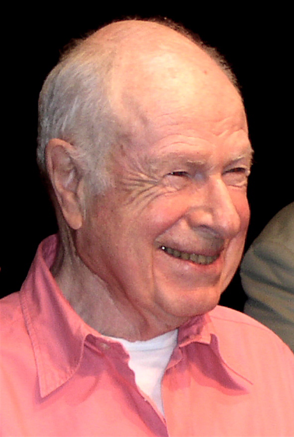 Peter Brook y el Arte de Hacer Visible lo Invisible: Lecciones de «La Puerta Abierta»